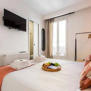 Cosy Bedroom - Tour Eiffel Champs De Mars 5a Hébergement de vacances Paris